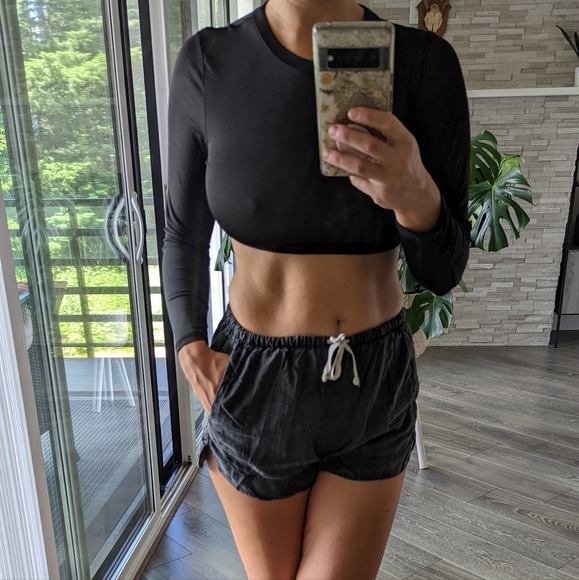 Shown top - Picture 7 of 8